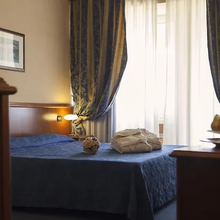 Hotel Bluebay Colle Della Trinita Perugia 4*