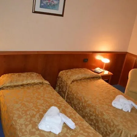 Bluebay Colle Della Trinita Perugia Otel 4*