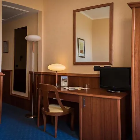 Bluebay Colle Della Trinita Perugia Otel Corciano