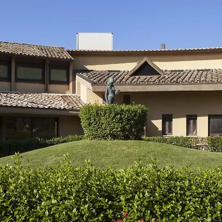 Bluebay Colle Della Trinita Perugia Otel