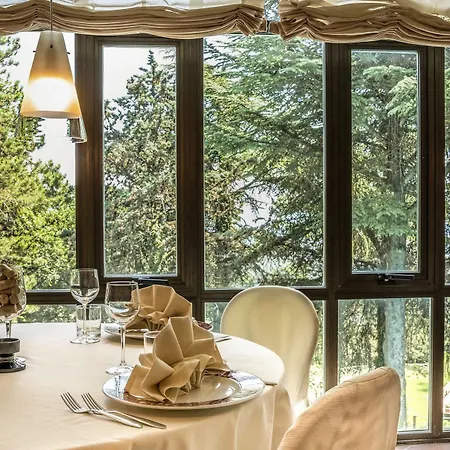 Bluebay Colle Della Trinita Perugia Otel 4*
