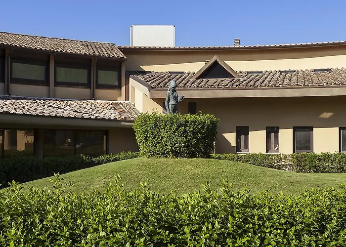 Hotel Bluebay Colle Della Trinita Perugia 4*